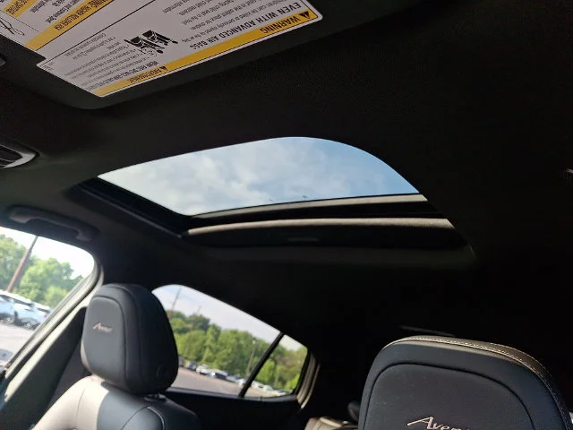 New 2026 Ebony Twilight Metallic Buick Avenir image 10