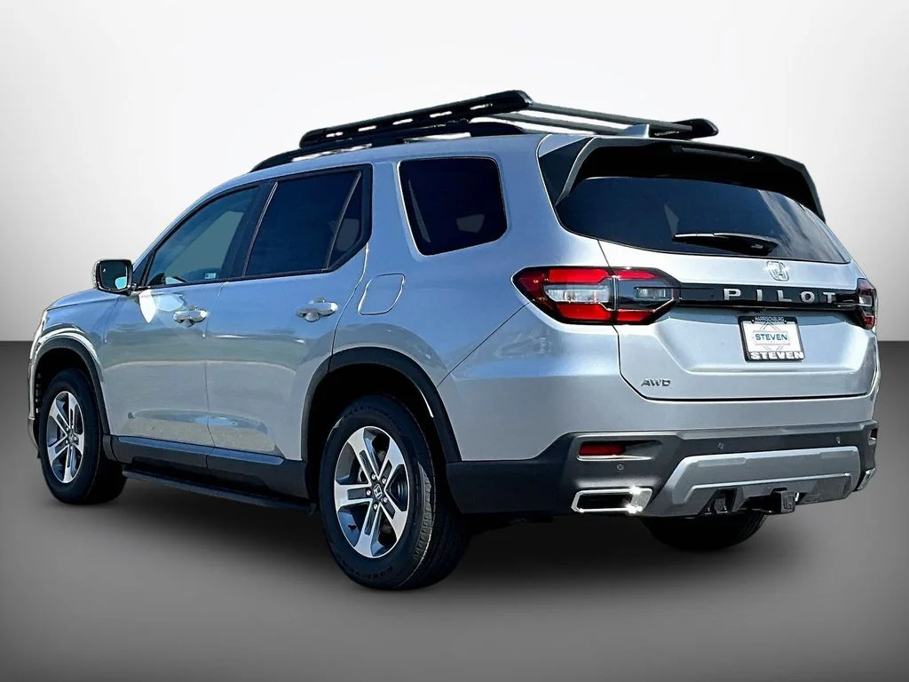 New 2026 Solar Silver Metallic Honda AWD EX-L image 4