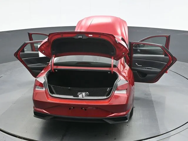 Used 2023 Red Hyundai SEL image 27
