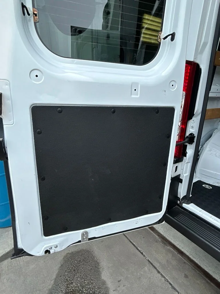 Used 2025 White Ram Base image 15