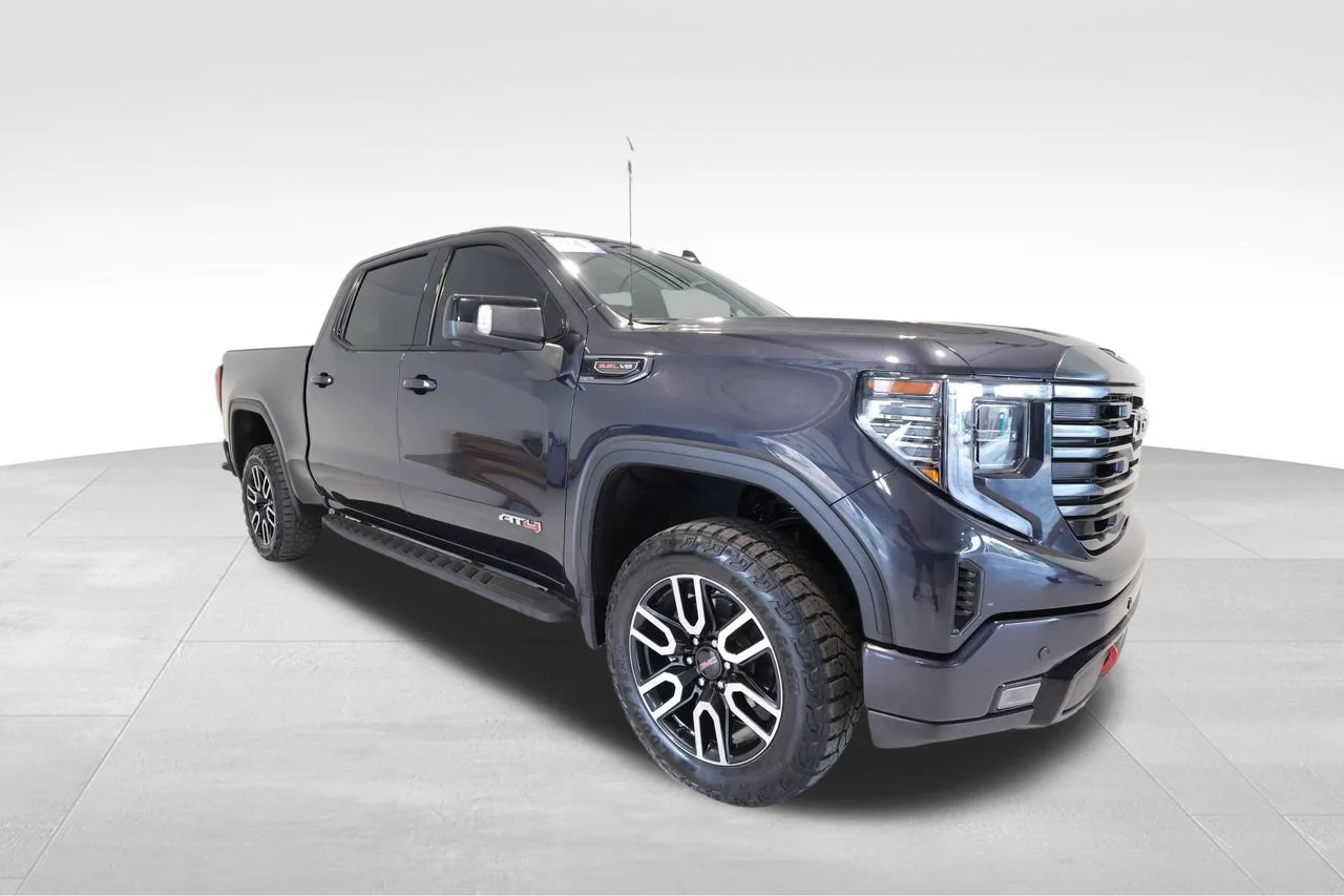 Used 2024 Titanium Rush Metallic GMC AT4 image 6