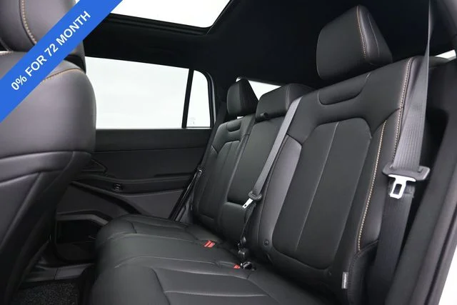 New 2026 Bright White Clearcoat Jeep Laredo image 28
