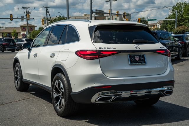 Certified Used 2025 Polar White Mercedes-Benz GLC 350e image 5