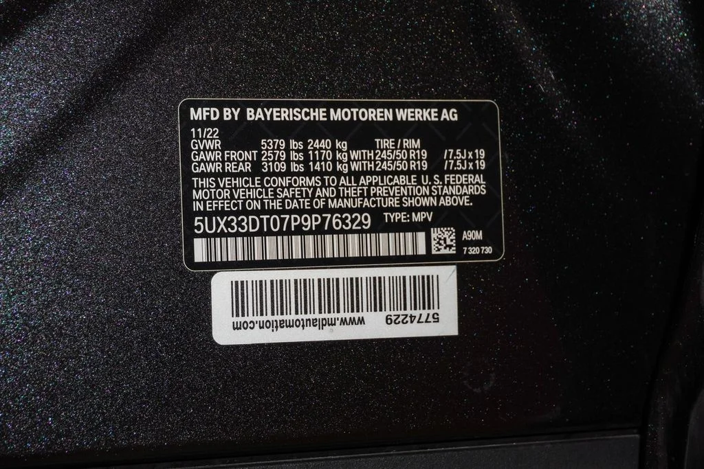 Used 2023 Dark Graphite BMW xDrive30i image 29