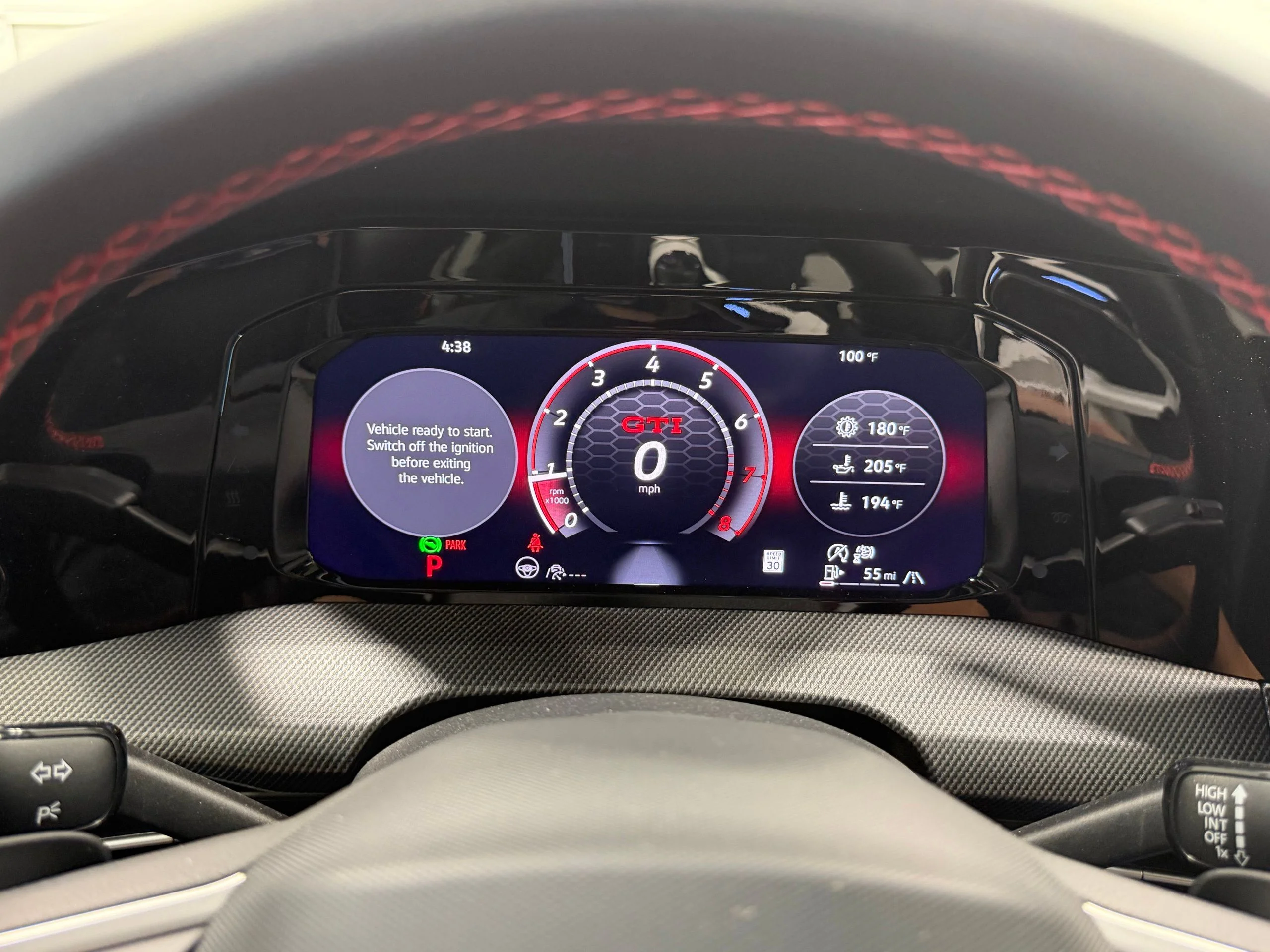 2025 Volkswagen Golf GTI SE - Photo 41