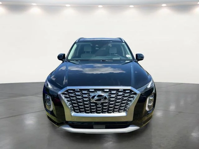 Used 2021 Black Hyundai Limited image 7