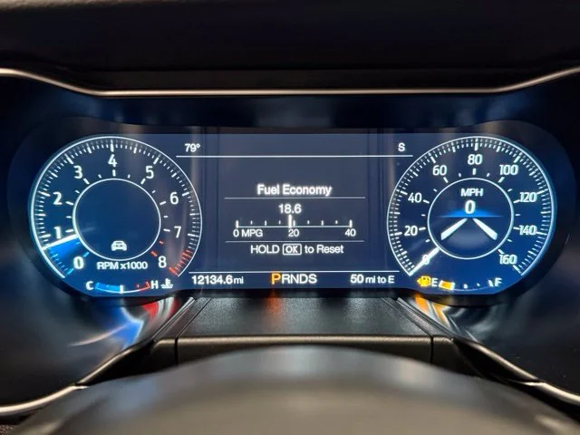 Used 2022 Silver Ford GT Premium image 20