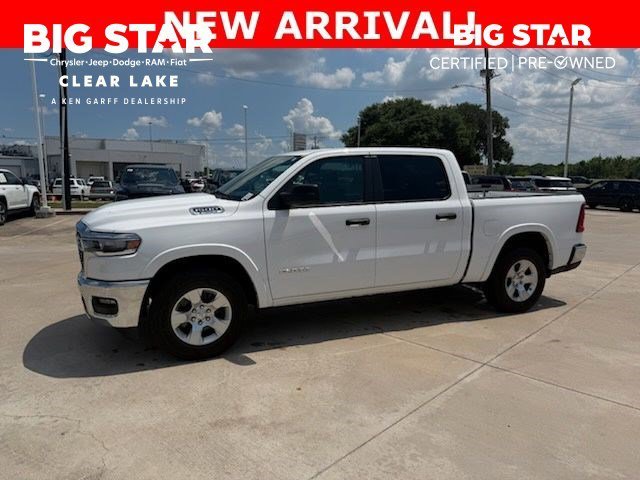 2025 RAM 1500 Big Horn/Lone Star 4x4 Crew Cab 5'7's photo