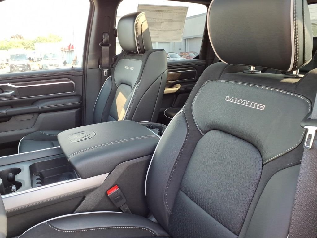 New 2026 Forged Blue Metallic Exterior Paint RAM Laramie image 11