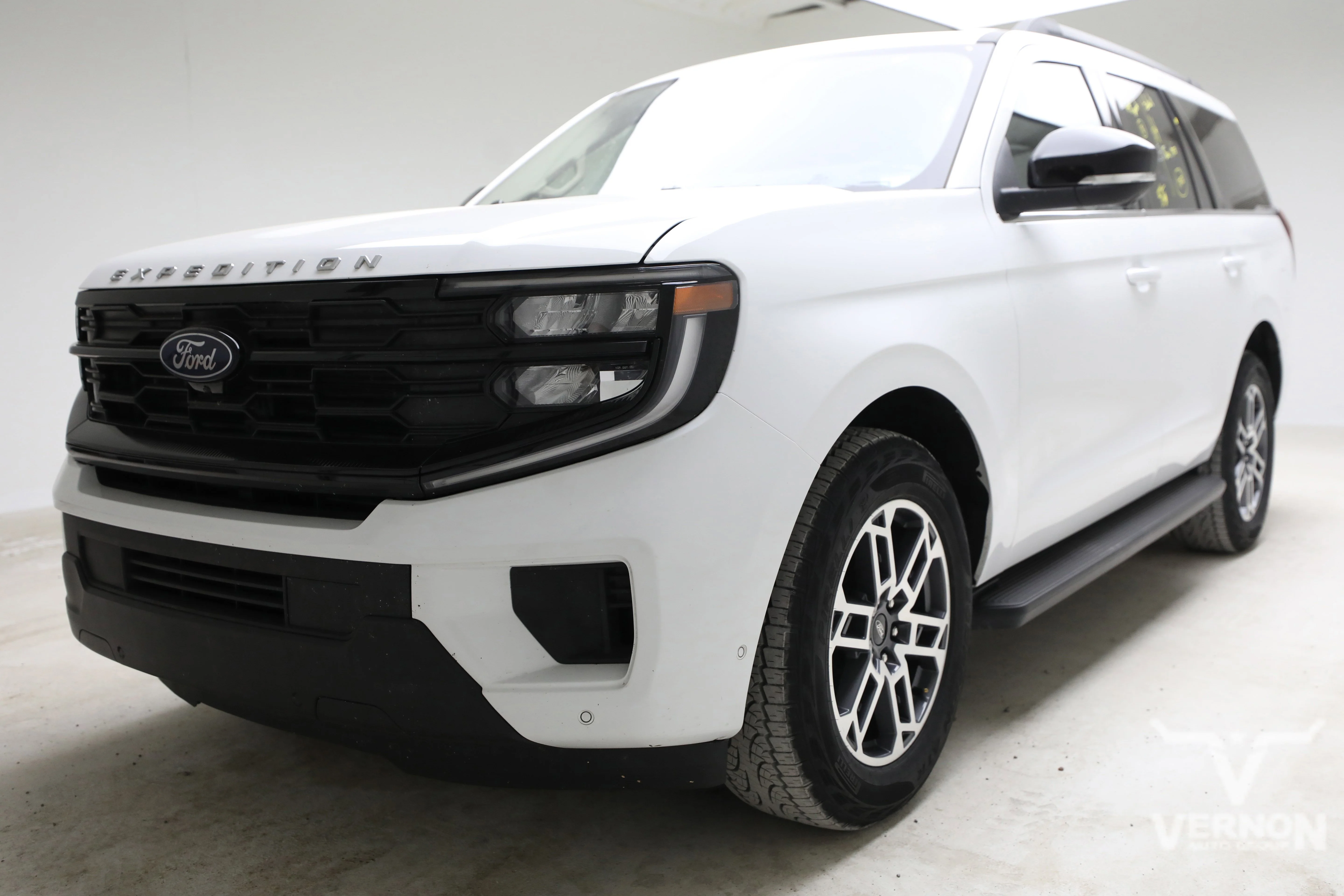 2025 Ford Expedition Active 4x4's photo