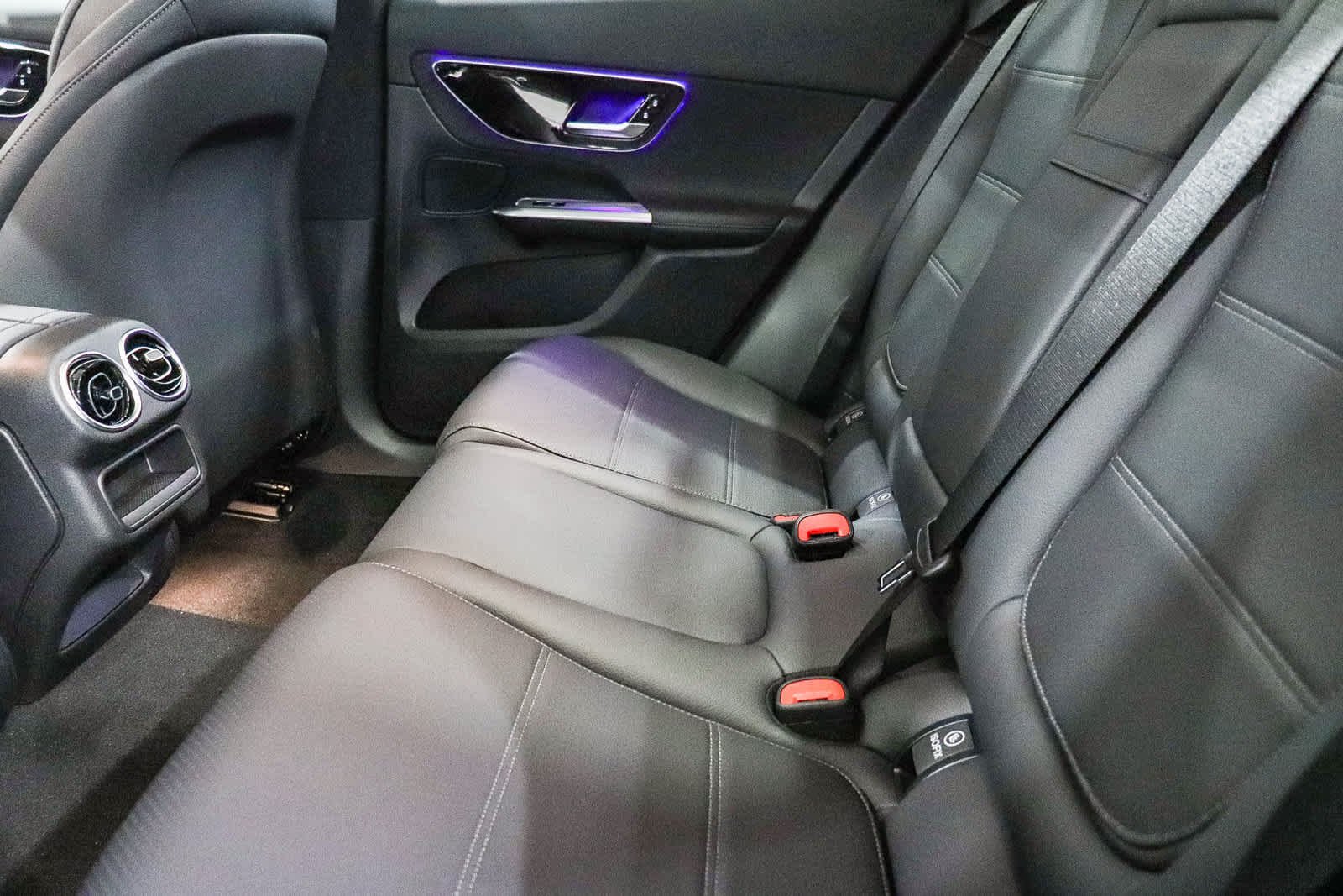 New 2027 MANUFAKTUR exclusive graphite grey magno Mercedes-Benz GLC 300 image 23