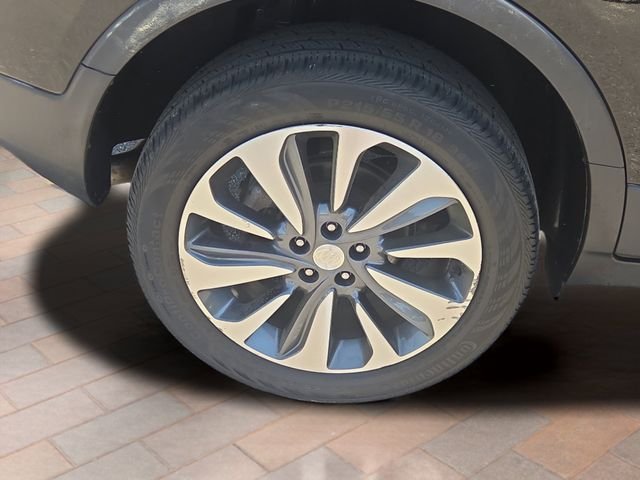 Used 2022 Ebony Twilight Metallic Buick Preferred image 21