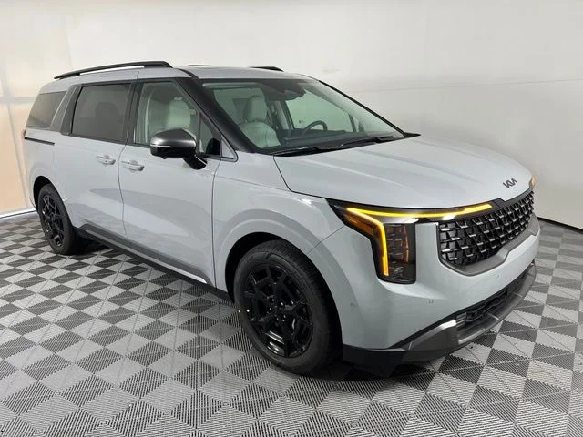 2026 Kia Sedona SX HEV's photo