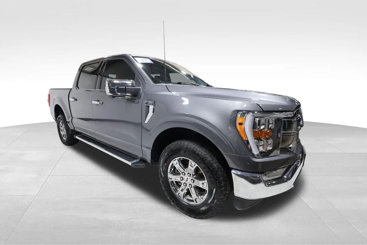 Used 2023 Gray Ford Lariat image 6