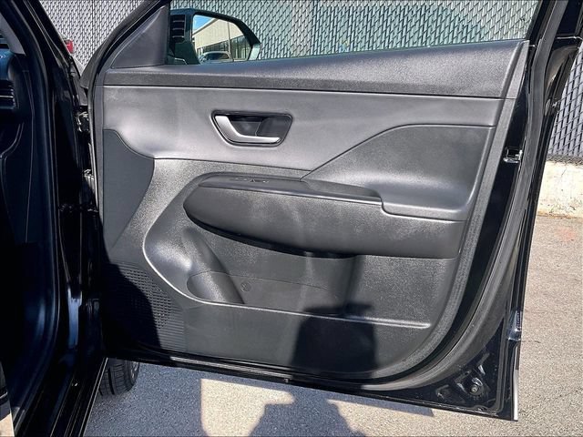 Used 2026 Abyss Black Hyundai SEL Premium image 12