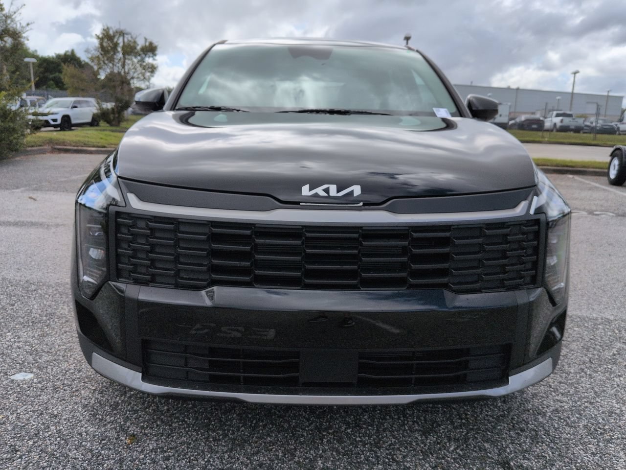 New 2027 Fusion Black Kia LX image 10