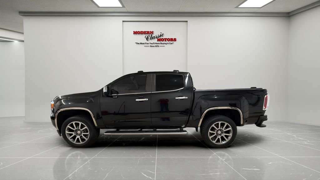 Used 2018 Black GMC Denali image 4