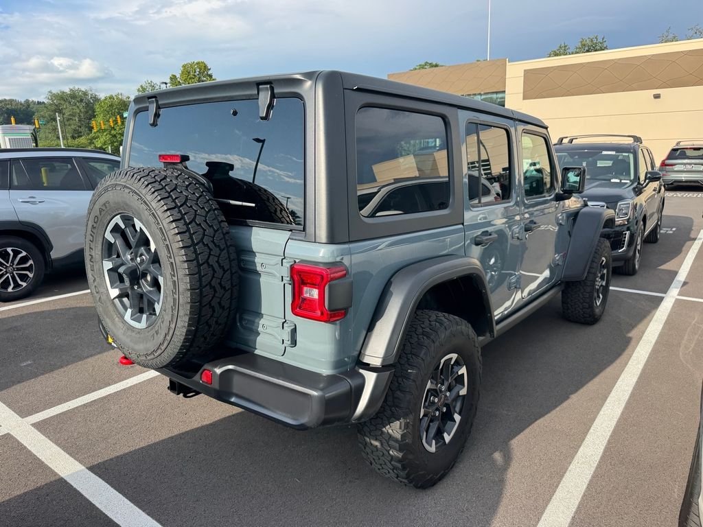 Used 2025 Gray Jeep Rubicon image 11