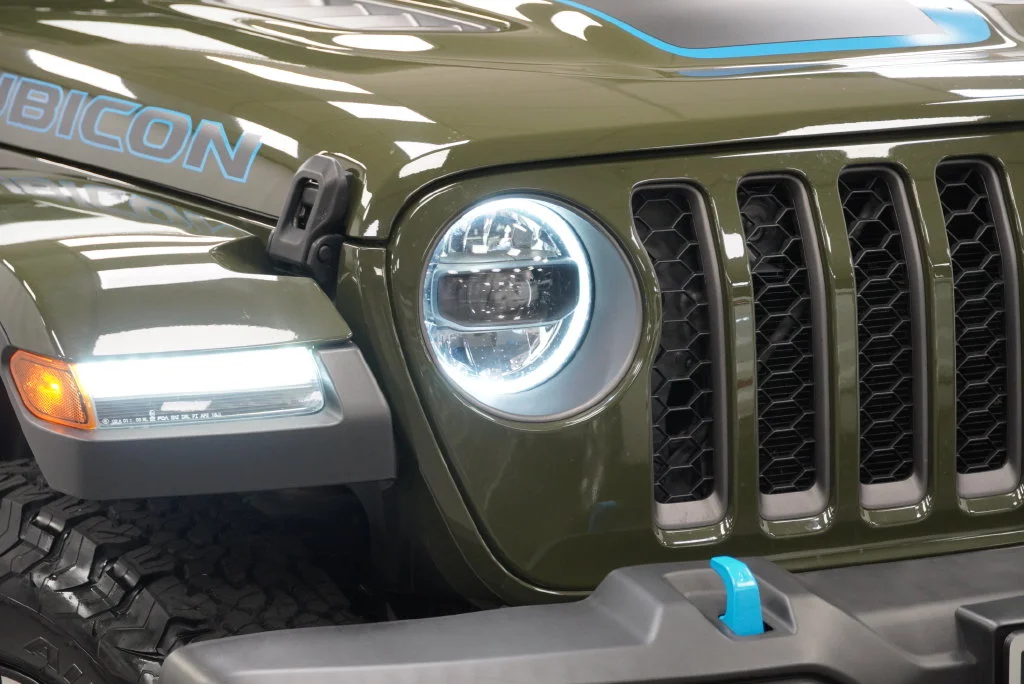 Used 2023 Green Jeep Rubicon 4xe image 9