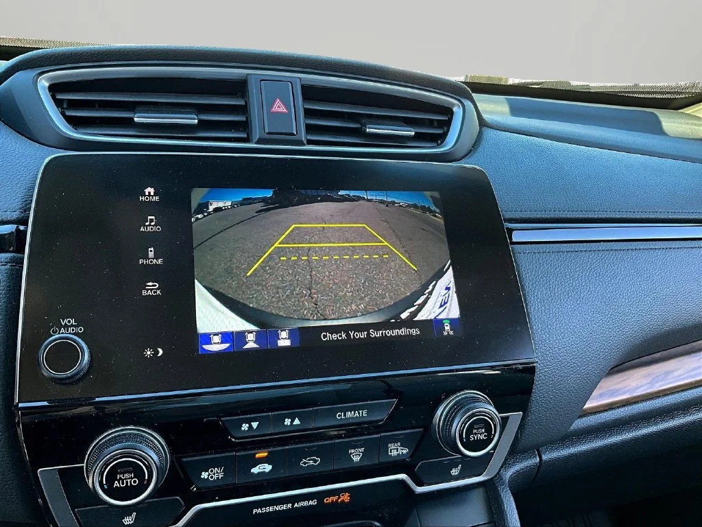 Used 2022 White Honda EX image 14