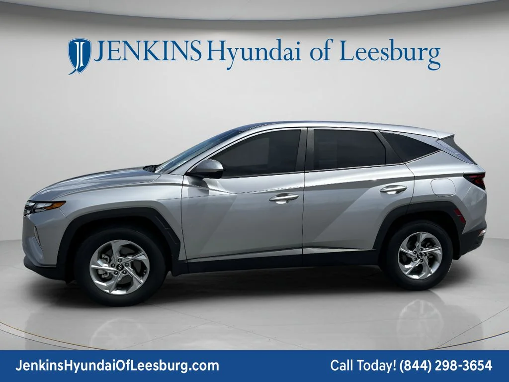 Used 2024 Silver Hyundai SE image 10