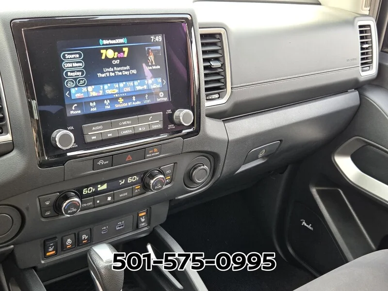 Used 2023 Green Metallic NISSAN CREW CAB 4X2 SV AUTO LONG BED image 26