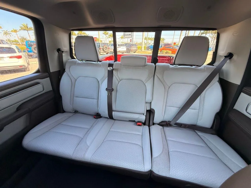 New 2026 Molten Red Pearl-Coat Exterior Paint RAM Laramie image 26