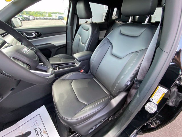 New 2026 Black Jeep Limited image 10