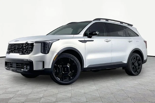 New 2026 Silver Kia X-Line EX image 1