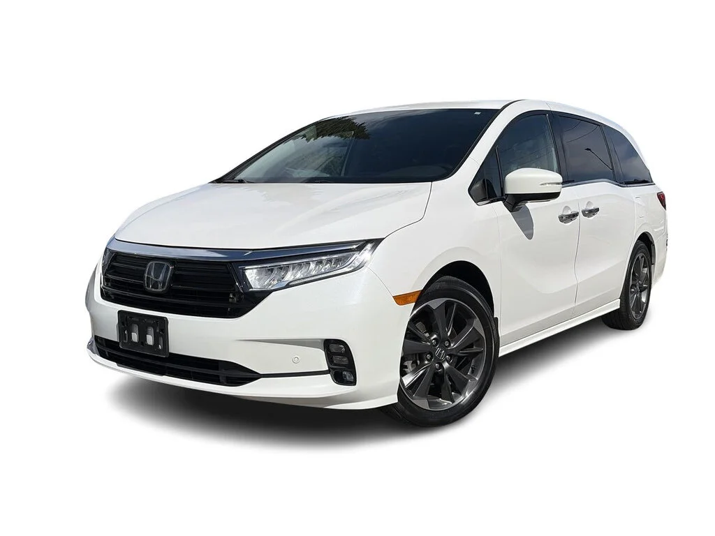 Used 2023  Honda Touring Certified Pre-Owned   Clean Title   One Ow image 1