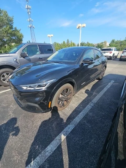 Used 2023 Black Ford Premium image 1