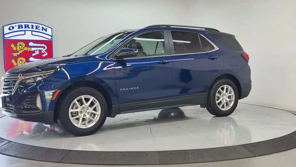 Used 2022 Blue Chevrolet LT image 8