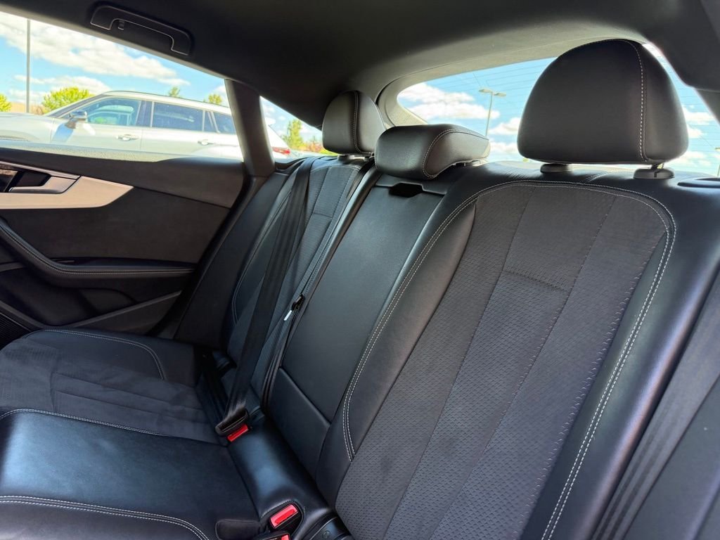 Used 2022 Navarra Blue Metallic Audi Prestige One-Owner image 29