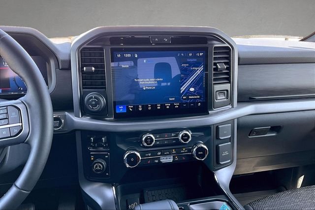 New 2026 Carbonized Gray Metallic Ford XLT image 7