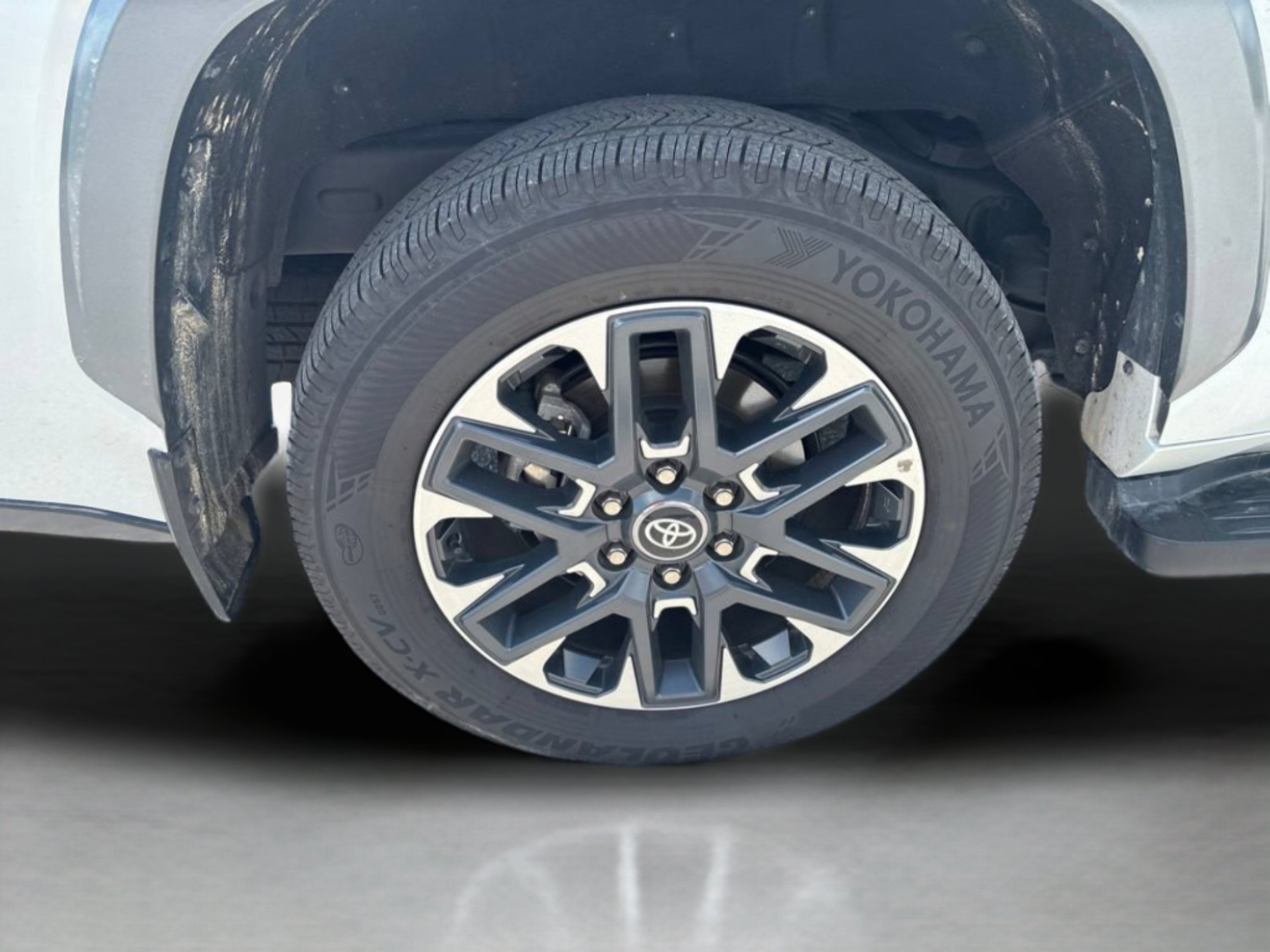 Certified Used 2026 Pearl Toyota Limited image 34