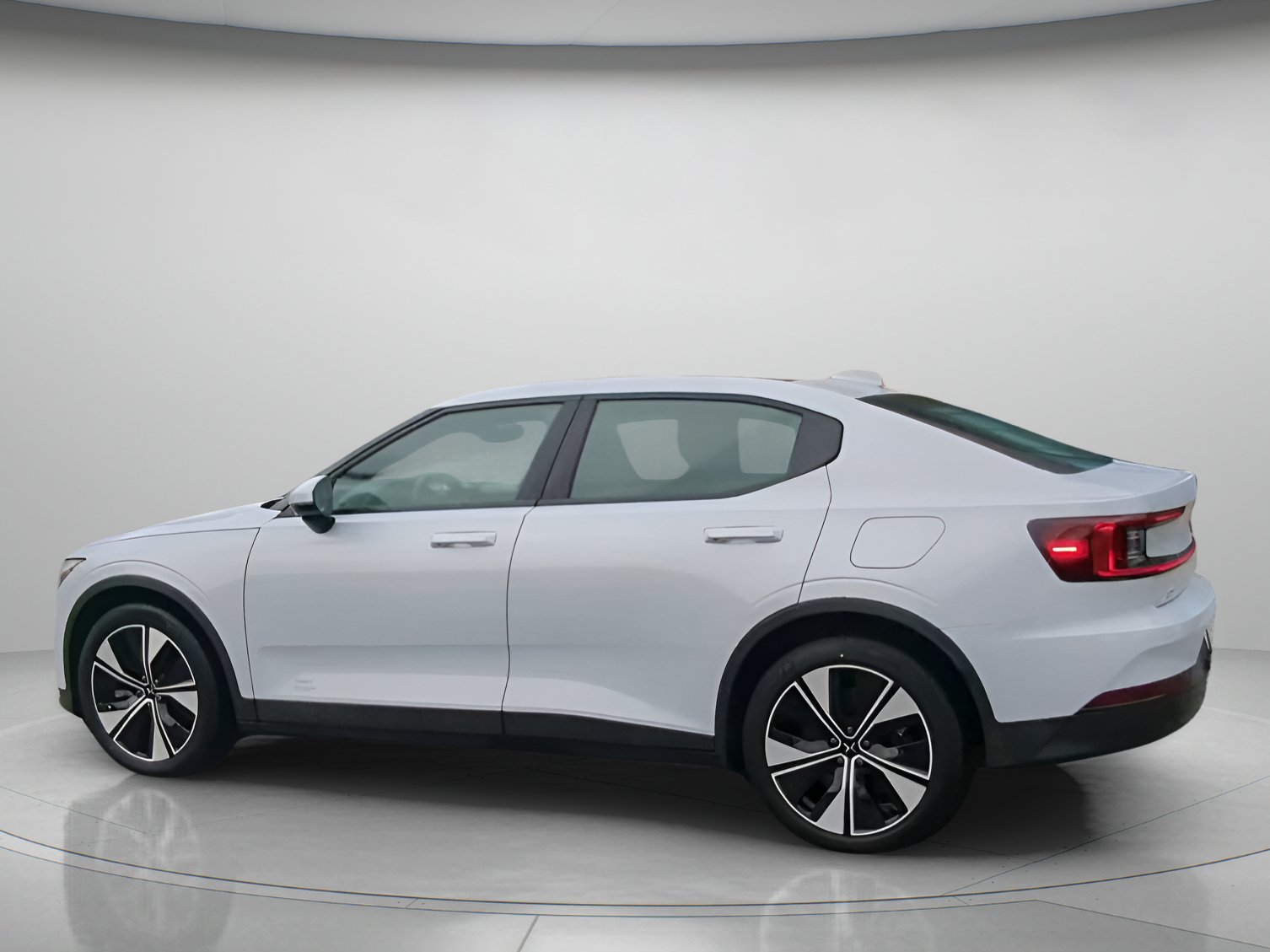 Used 2023 Magnesium Metallic Polestar Long Range Dual Motor image 17