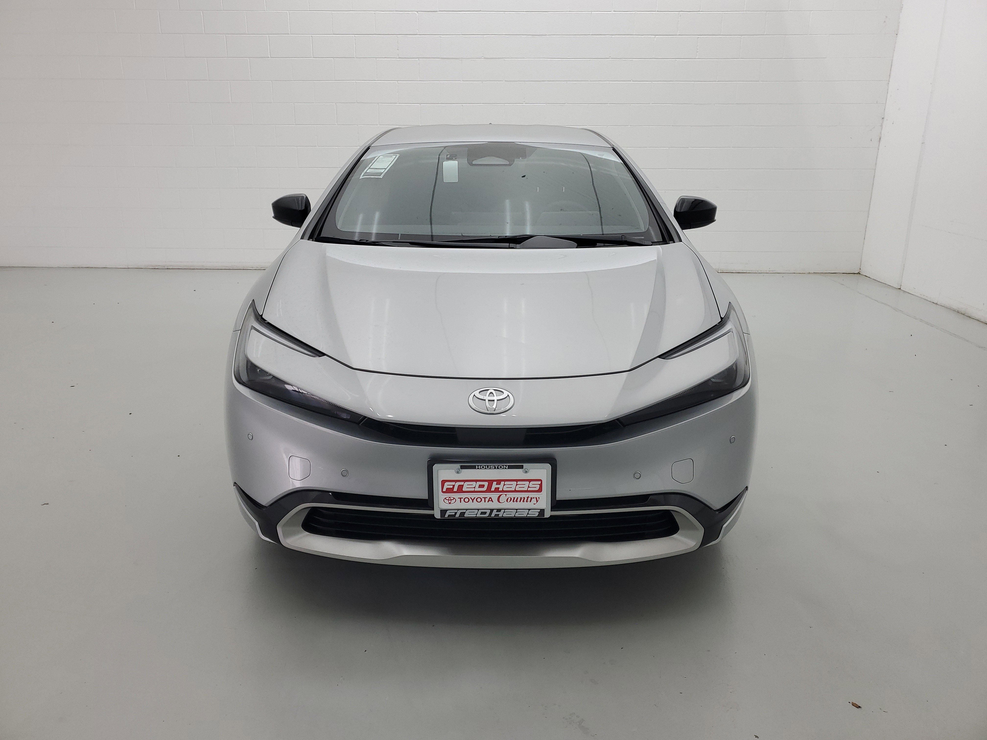 New 2026 Cutting Edge Toyota  XSE image 3
