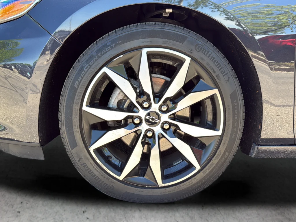 Used 2023 Gray Chevrolet RS image 20