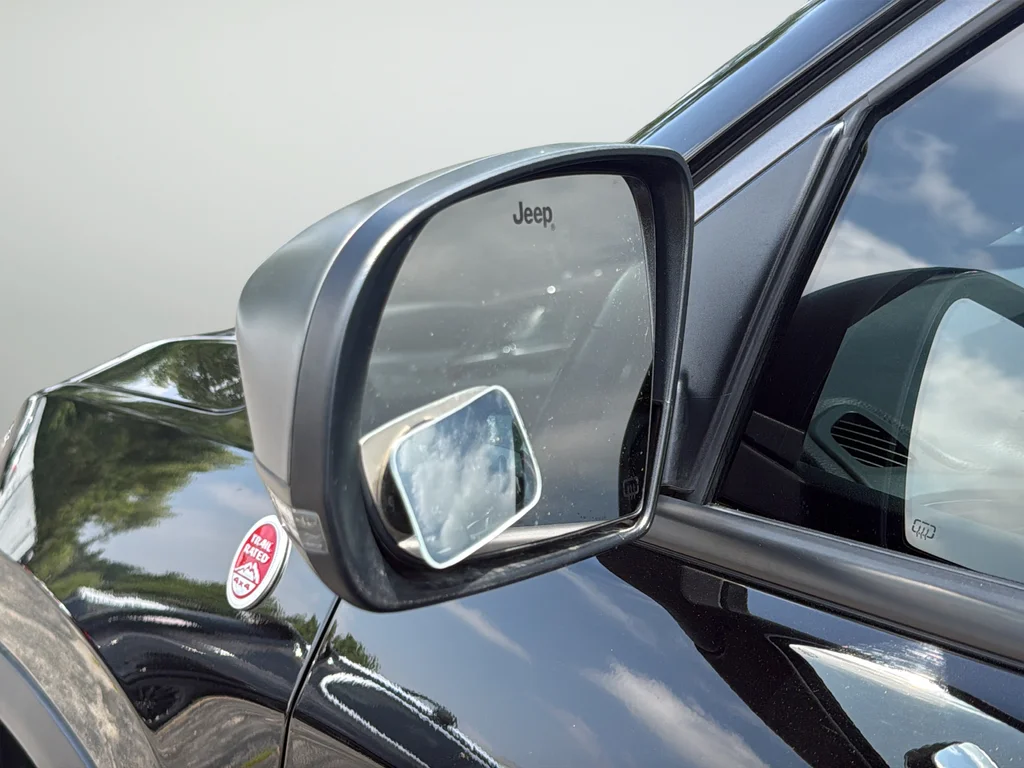 Used 2020 Black Jeep Trailhawk image 33