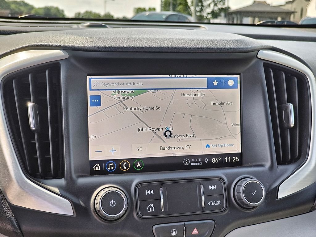 Used 2022 Silver GMC SLT image 18