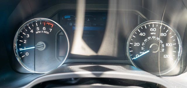 Used 2020 White Ford Lariat image 21