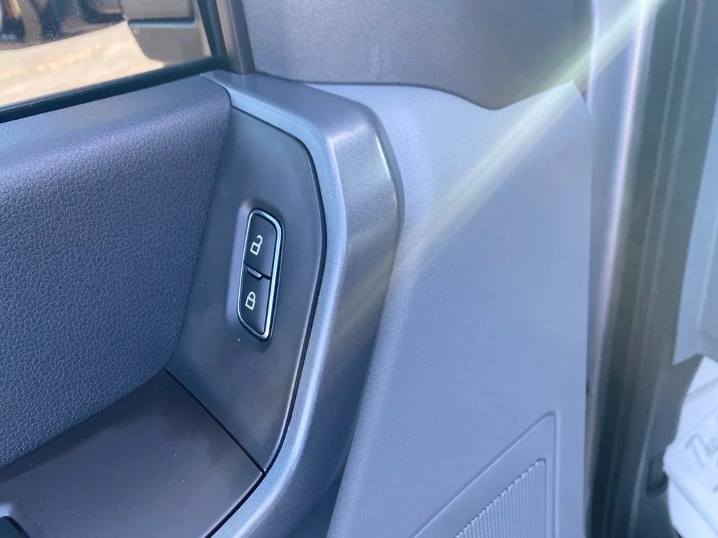 Used 2024 Silver Ford XL image 11