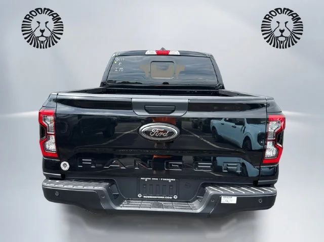 New 2026 Shadow Black Ford XLT image 7