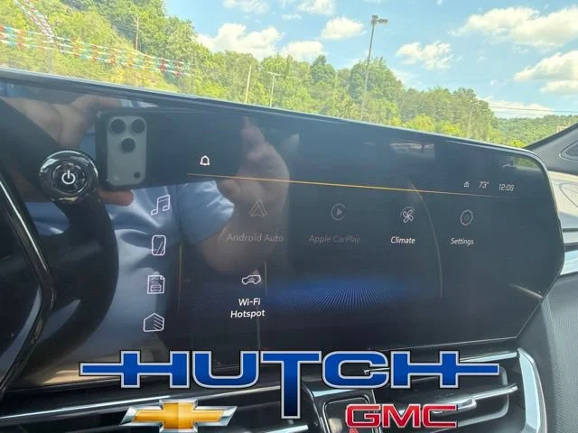 New 2026 Iridescent Pearl Tricoat Chevrolet ACTIV image 39