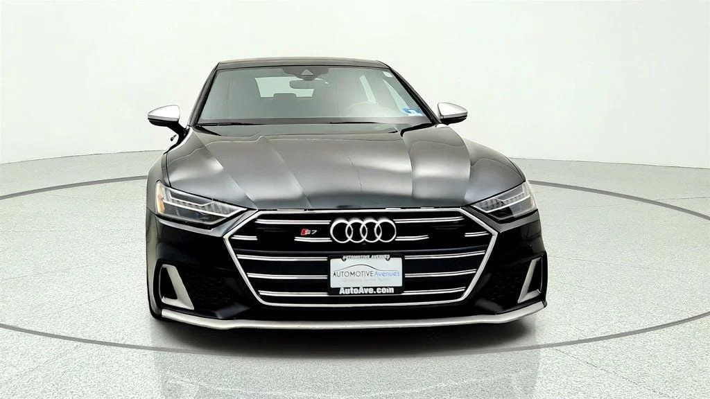 Used 2020 Vesuvius Gray Metallic Audi 2.9 TFSI Premium Plus w/ Executive & Driver Assist Pkgs image 2