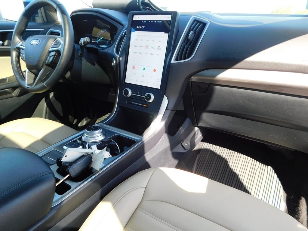 Used 2023 Blue Ford SEL image 23