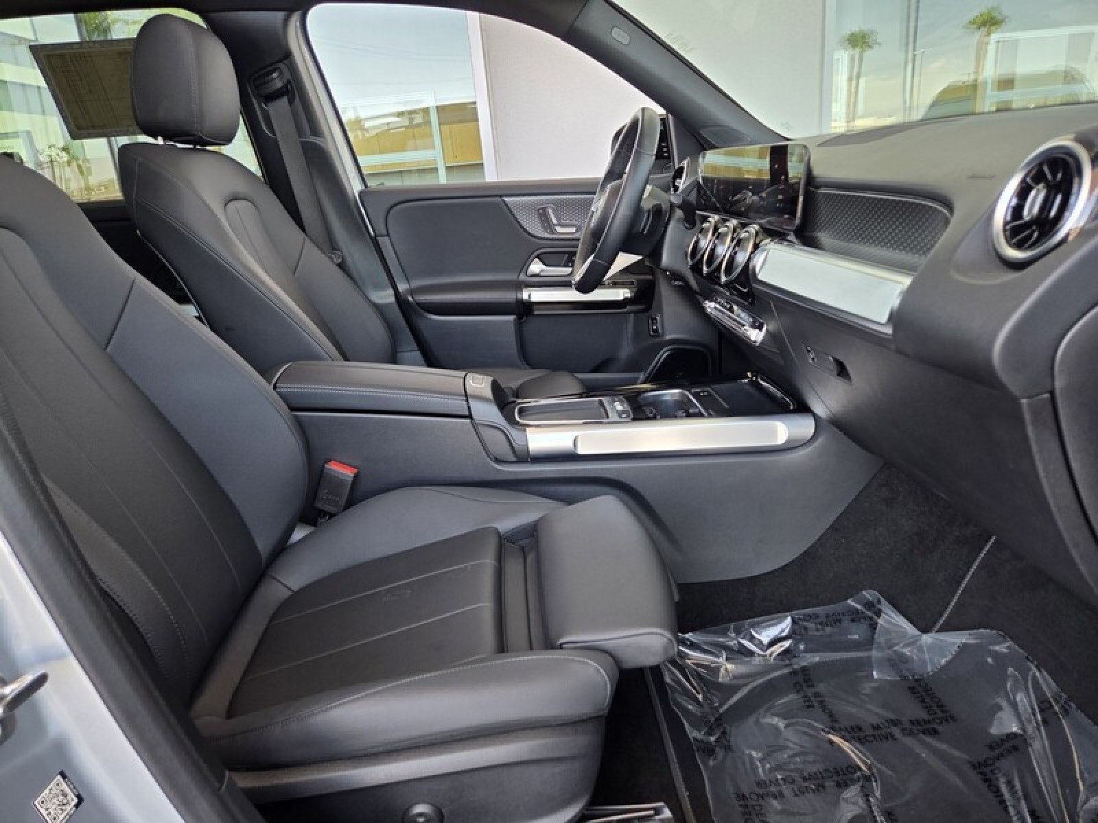 Certified Used 2026 Cirrus Silver Metallic Mercedes-Benz GLB 250 image 18
