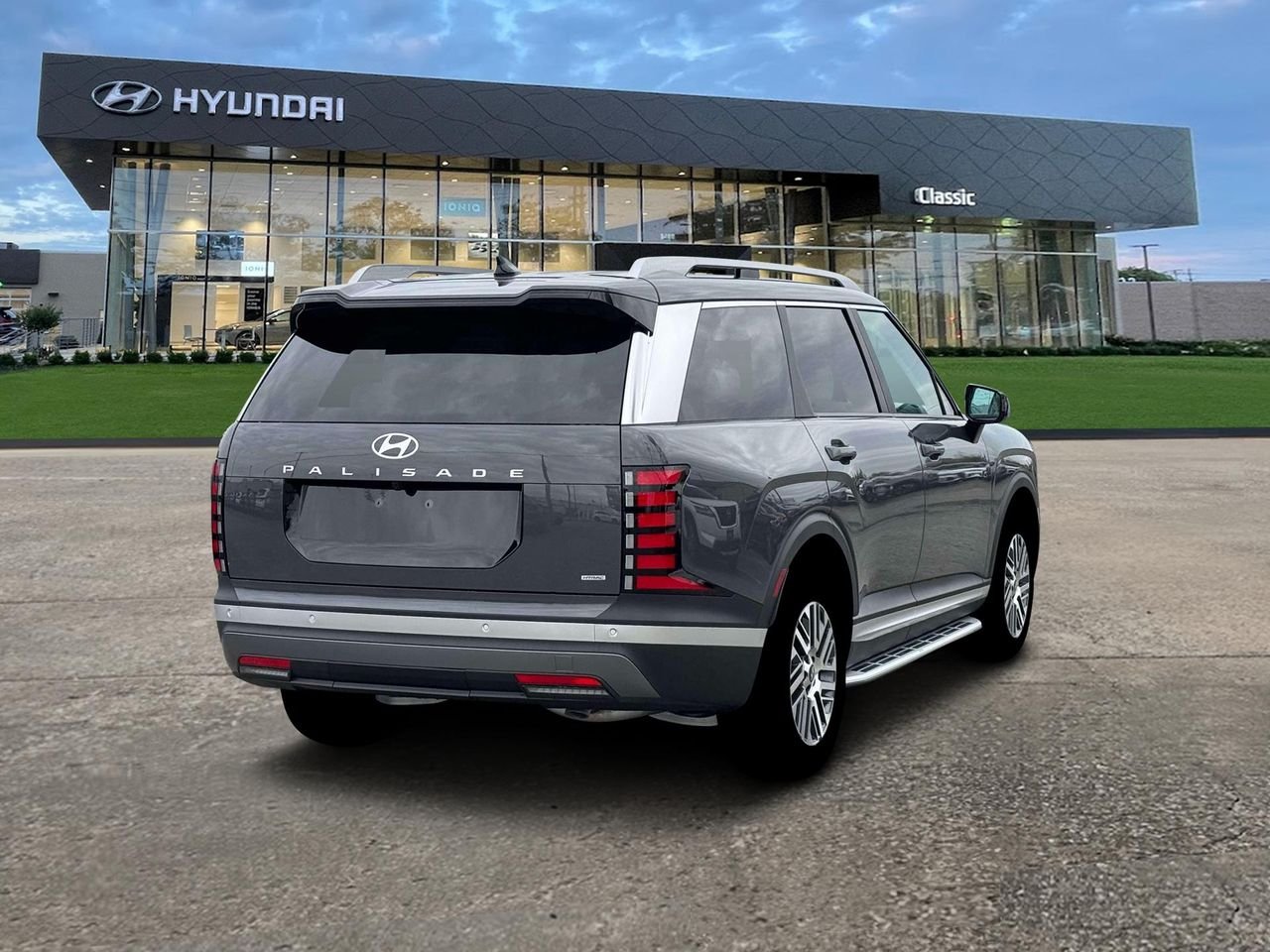 New 2026 Ecotronic Gray Metallic Hyundai SEL 7P image 7