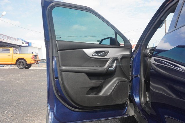Used 2022 BLUE Chevrolet LT image 14