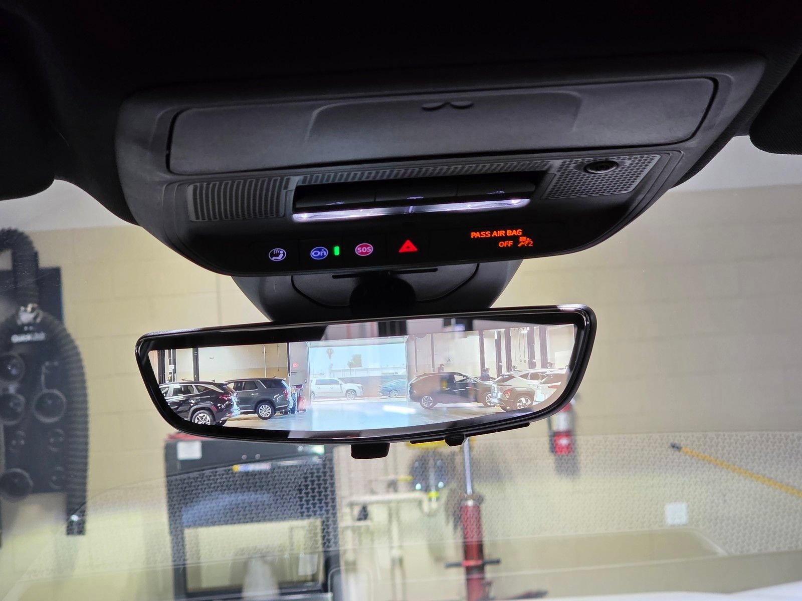 2027 Chevrolet Equinox ACTIV - Photo 35